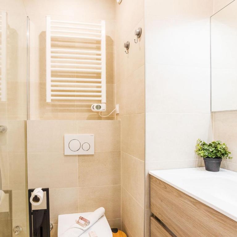 L'ANGE GARDIEN AP4269 by Riviera Holiday Homes - Appartement - Vue sur Jardin - 26
