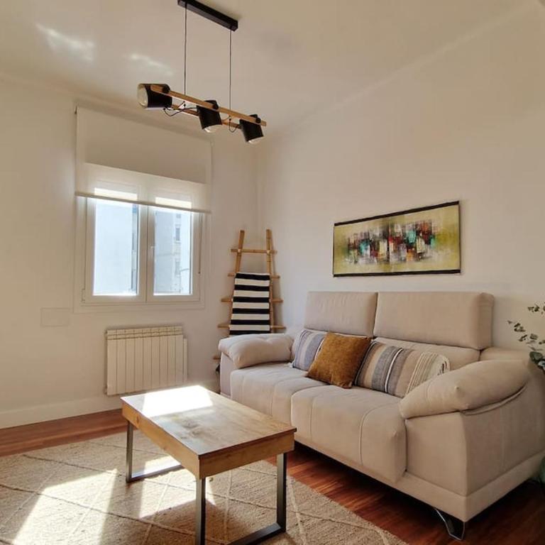 Cozy apartment in the City Center by ALOHA Bilbao - Two-Bedroom Apartment - 8