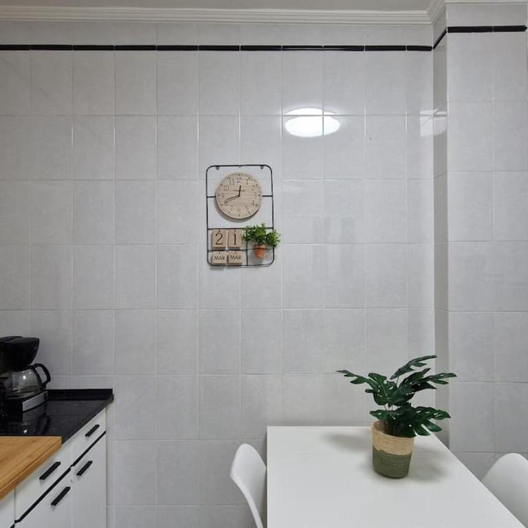 Cozy apartment in the City Center by ALOHA Bilbao - Two-Bedroom Apartment - 15