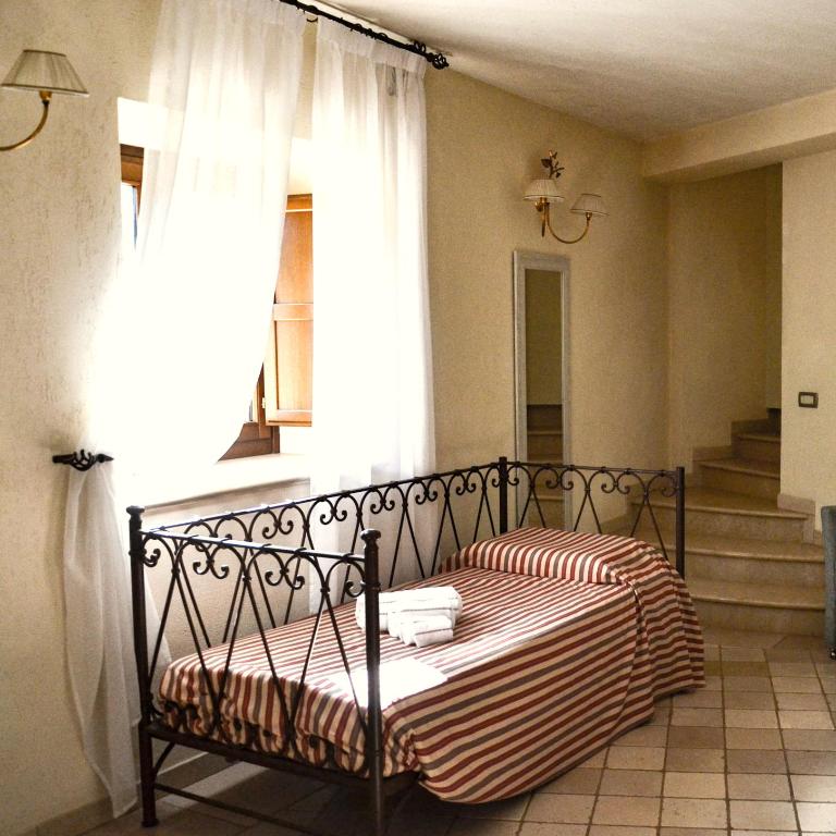 Relais Sant'Eligio - Camera Tripla - 6