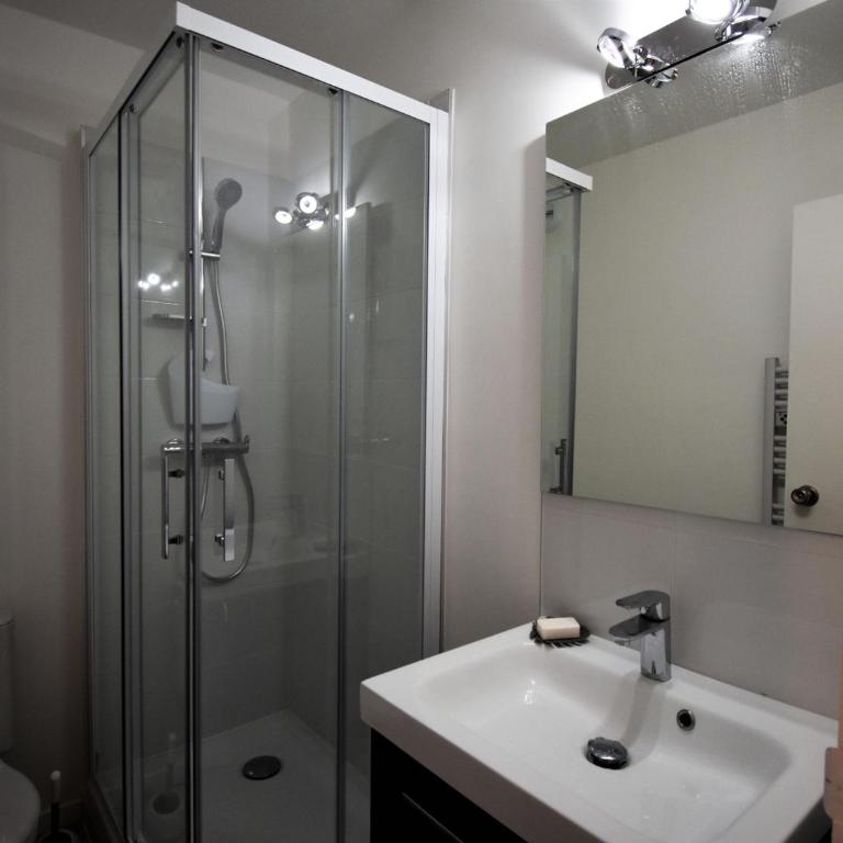Studio à Arcachon: Accès Plage, Balcon, Parking - FR-1-420-78 - Estudio - 10