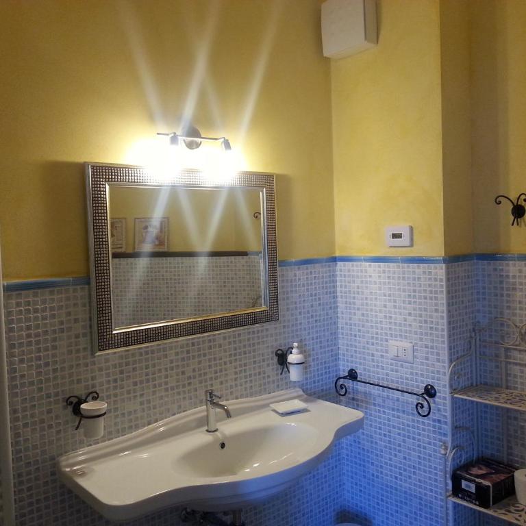 B&B Il Feriolo - Camera Familiare con Vista Lago - 7