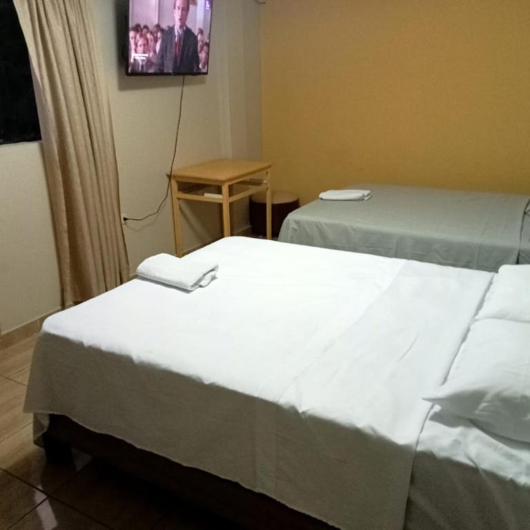 ROARI HOTEL - Habitación Doble Estándar - 2 camas - 3