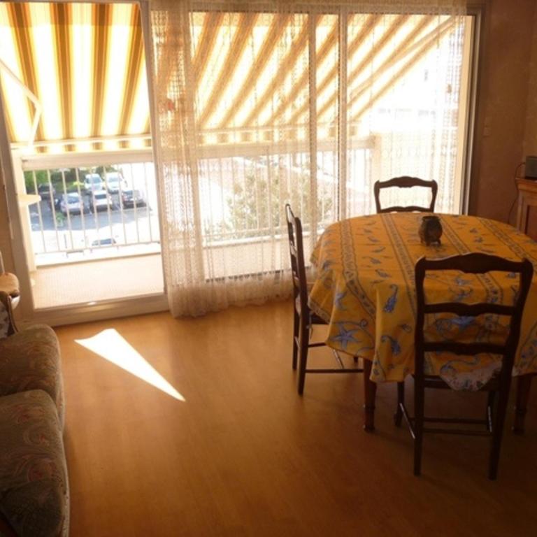 Appartement ensoleillé et spacieux avec parking, centre de Royan - FR-1-71-62 - Appartamento (4 Adulti) - 8