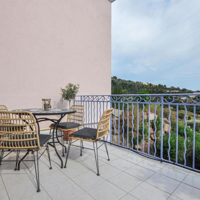 3 Bedroom Nice Home In Les Issambres - Maison de Vacances 3 Chambres - 17