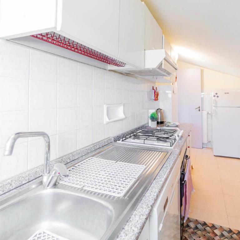 124 - Casa con Terrazza Sestri- 15Minuti a piedi dal Centro - Two-Bedroom Apartment - 28