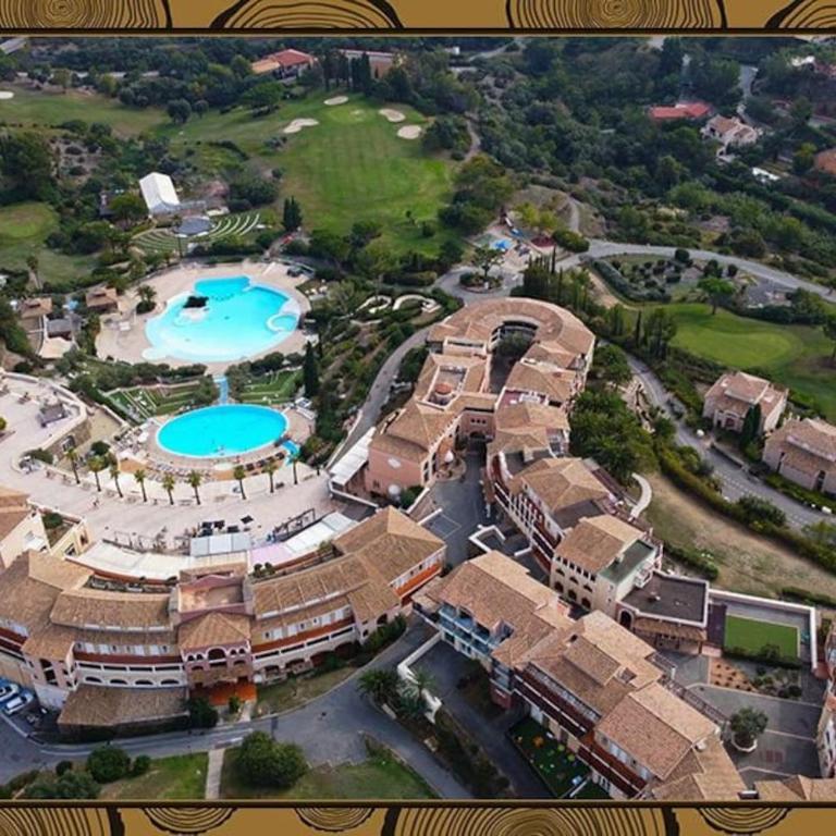 Superbe duplex T3 climatisé avec Terrasse et Solarium, magnifique vue Mer et Golf - Apartment mit 2 Schlafzimmern - 60