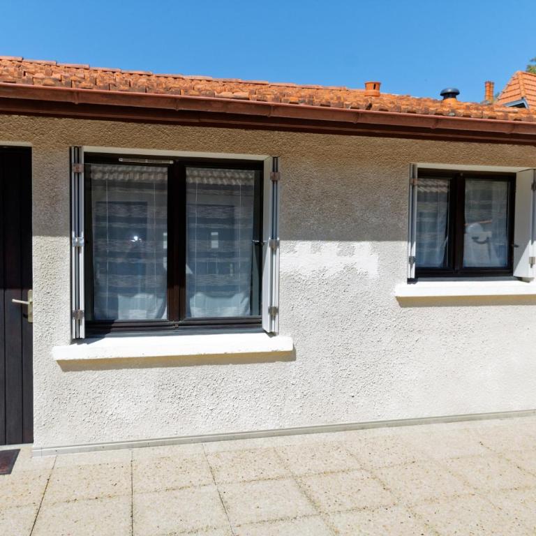 Charmant T2 au Centre d'Arcachon avec Garage - À Proximité de la Plage et des Commerces - FR-1-420-88 - Apartment (4 Erwachsene) - 1