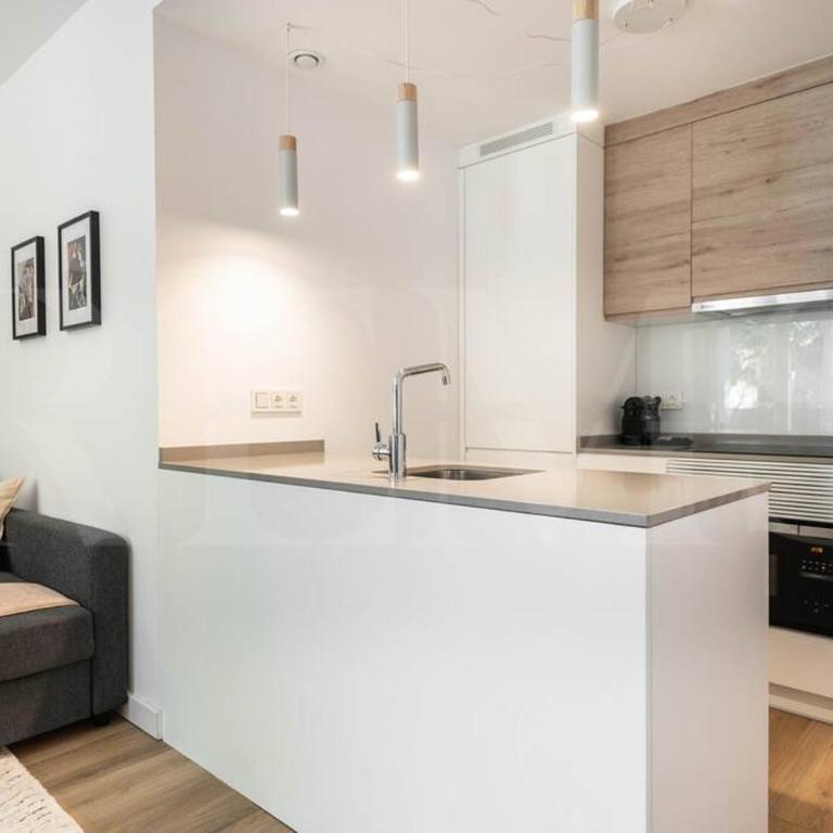 Calm apartment with private patio by REMS - Apartamento de 1 dormitorio - 4