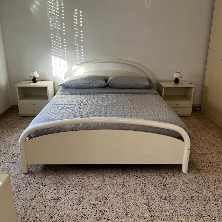 Casa Vacanze Dalla Lory - Three-Bedroom Apartment - 4