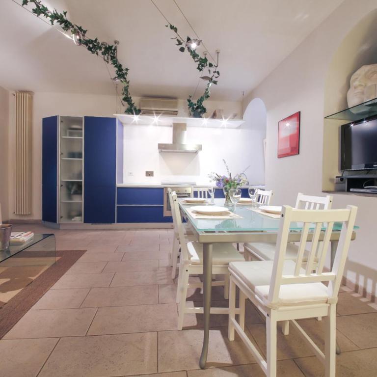 Duomo Deluxe Apartment - Appartamento con 2 Camere da Letto - 18