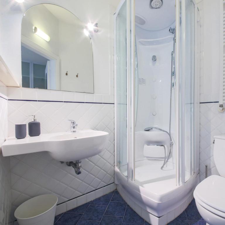 Duomo Deluxe Apartment - Appartamento con 2 Camere da Letto - 21