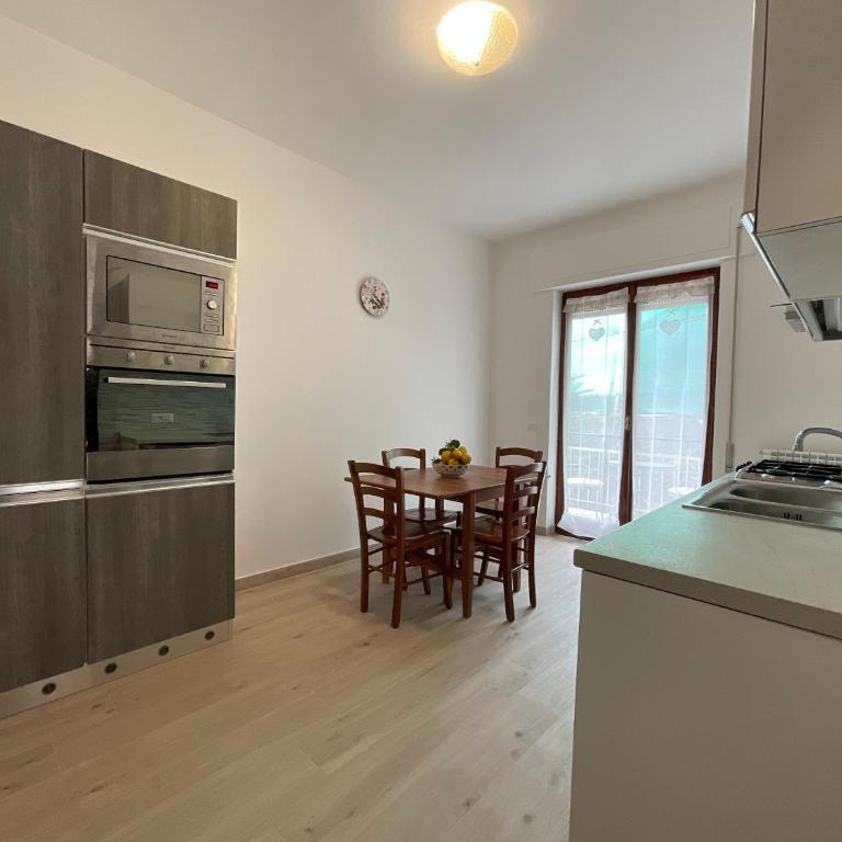 CASA ROSELLINA SORRENTO - Three-Bedroom House - 14