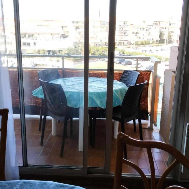 Appartement T2 vue Mer et Port,2 balcons, Parking privé - Apartamento con vistas al mar - 8
