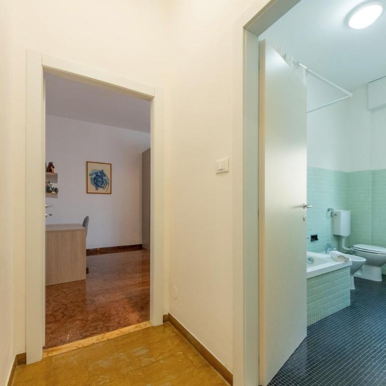 HouSmart Cimabue 1 - Two-Bedroom Apartment - 10