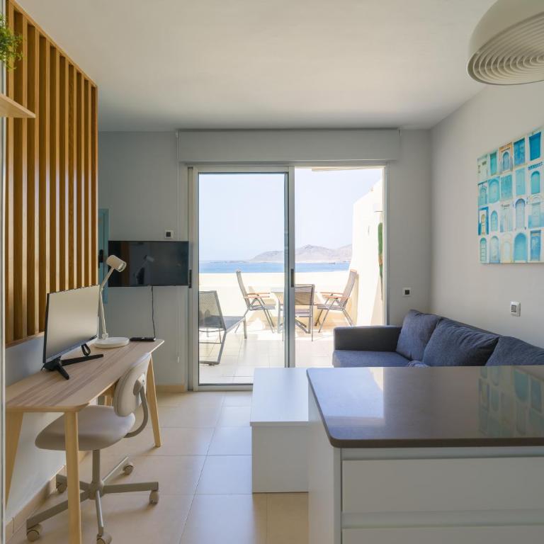 Living Las Canteras Homes - SMART BEACHFRONT - Apartamento de 1 dormitorio - 2