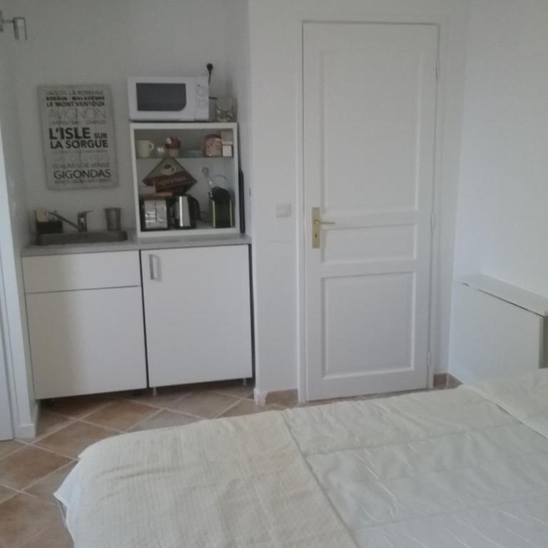 UNE CHAMBRE EN VILLE - Habitación Doble Económica - 5