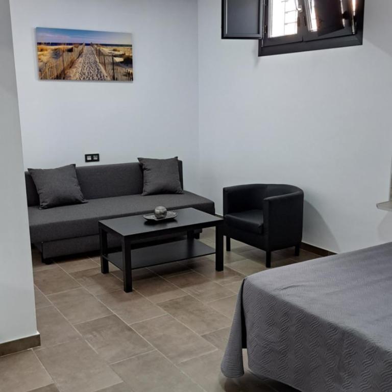 Hostal Maria Jose - Habitación Triple - 3