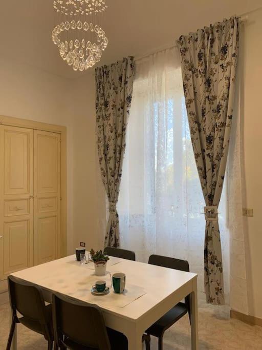 Dimora Incoronata - Appartamento con 2 Camere da Letto - 11