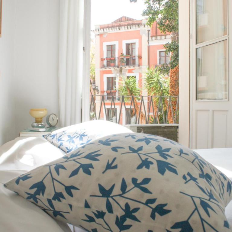 Sa Prazza GuestHouse - Deluxe Double Room - 1