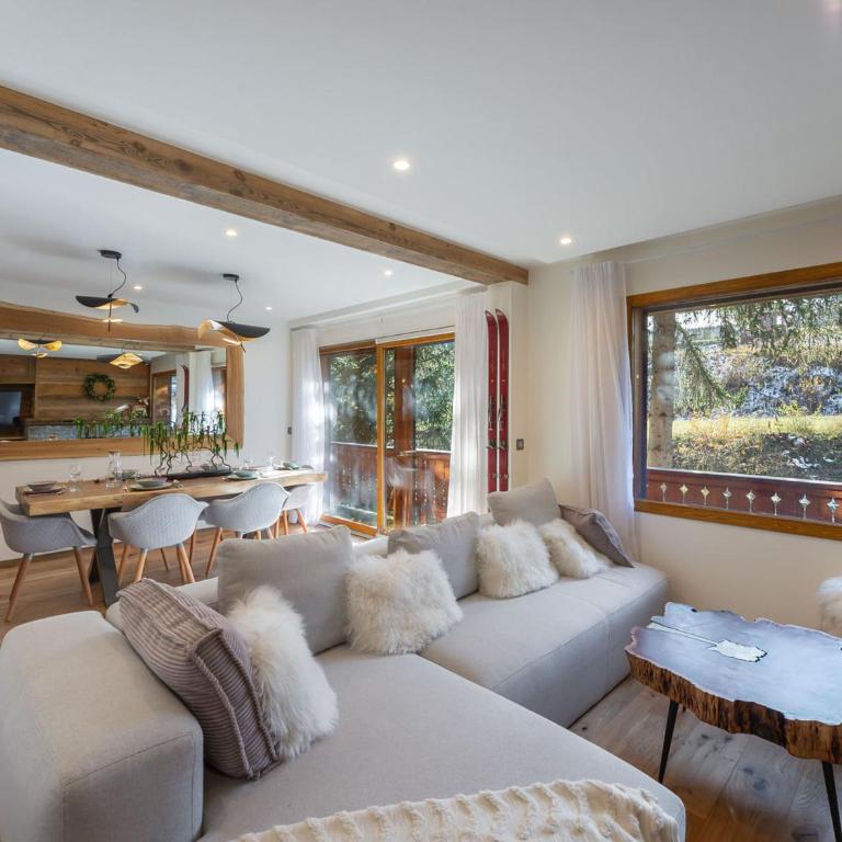 Appartement de charme avec cheminée et balcon ensoleillé à Courchevel - FR-1-564-84 - Apartment - 1