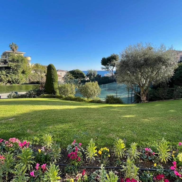 C012-Appartement confortable avec piscine, tennis et grand parc - Appartement - 22