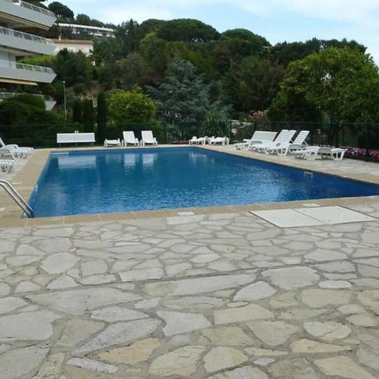 C012-Appartement confortable avec piscine, tennis et grand parc - Appartement - 17