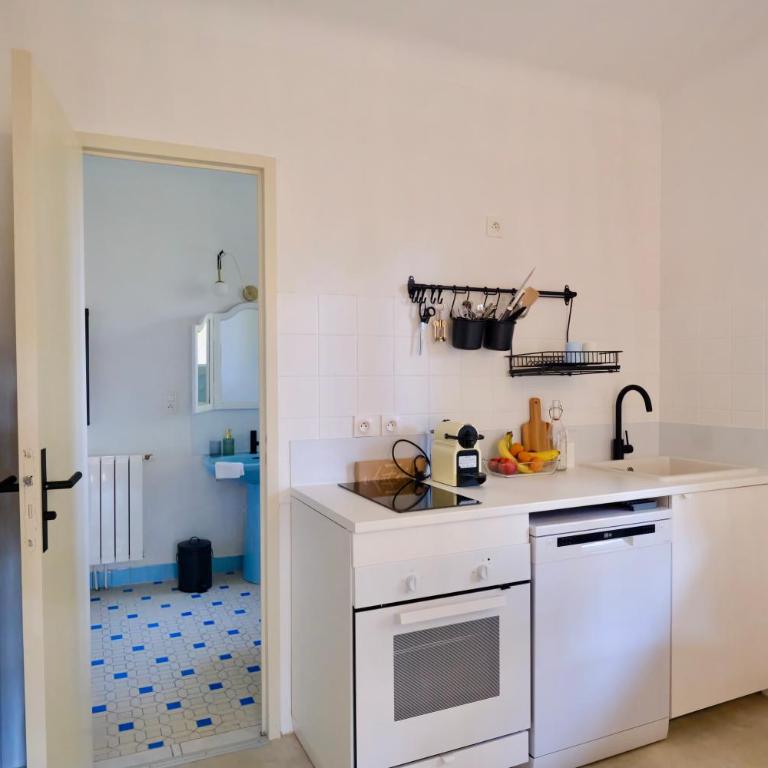 Julia Blue, Villa Hostal Naou Hossegor - sauna - salle de sport - wifi - netflix - Appartement 1 Chambre - 7