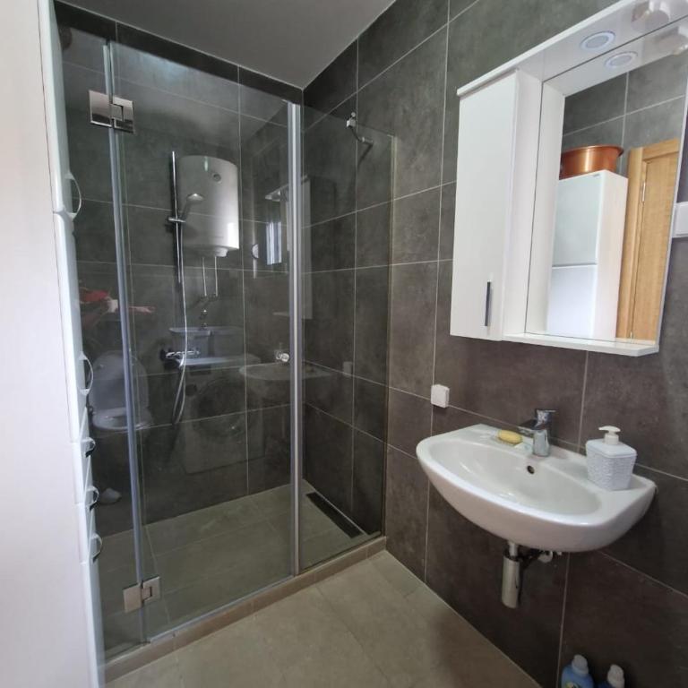 Your second home in Podgorica - Apartman sa 2 Spavaće Sobe - 7