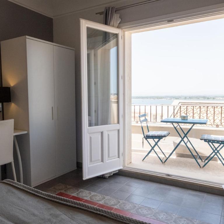 Palazzo Gilistro - Camera Deluxe Matrimoniale con Vista Mare - 6