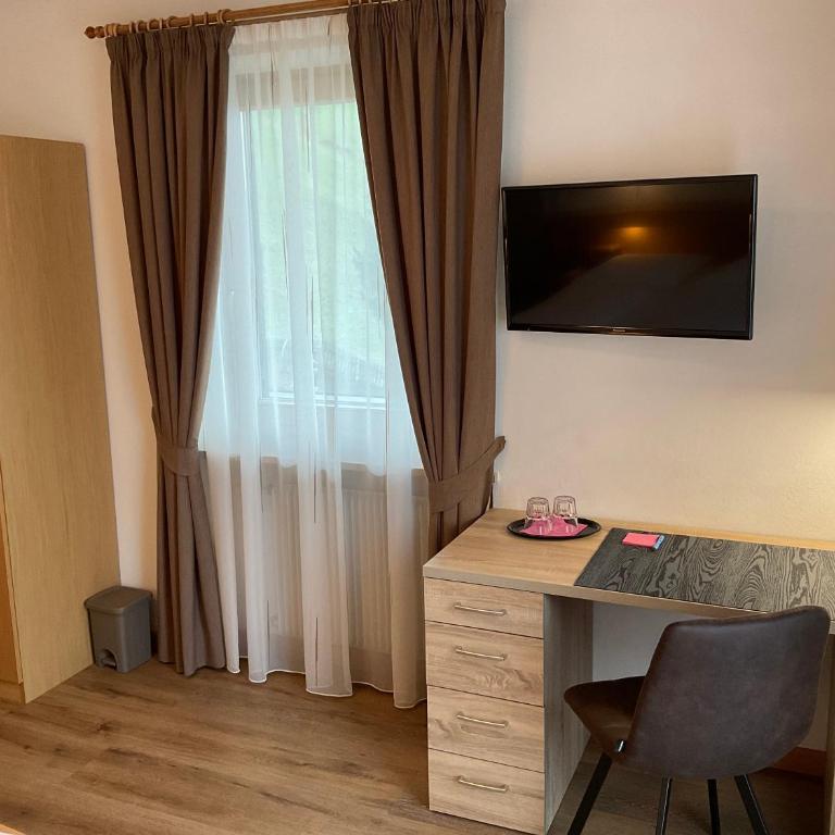 Alpenblick Bed & Breakfast - Doppelzimmer - 7