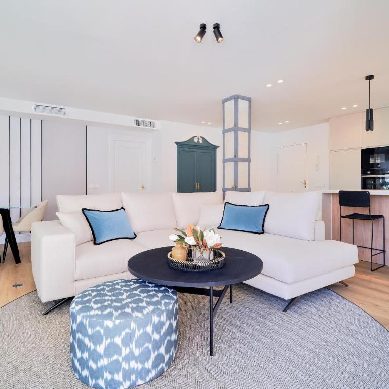 iloftmalaga Plaza de las Flores Premium - Apartamento - 6