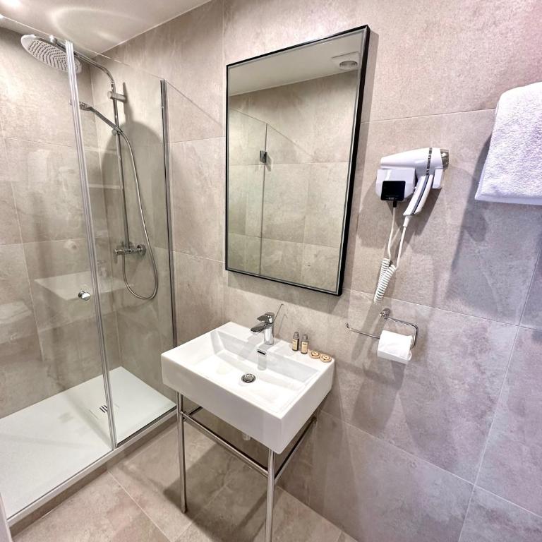 Hotel Zora - Grande Chambre Double - 2