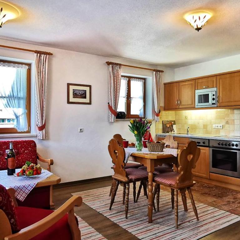 Landhaus Bergkristall - Sommer Bergbahnen inklusive - Apartment mit 1 Schlafzimmer - 2
