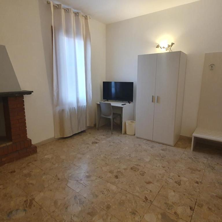 Casa del Pozzo - Camera Matrimoniale con Bagno Privato Esterno - 3