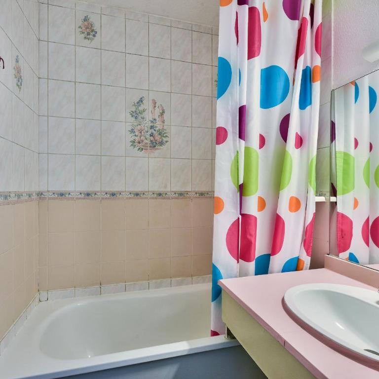 Lacanau - Plage à 200 m - Appart 4 pers & terrasse - Appartement - 12
