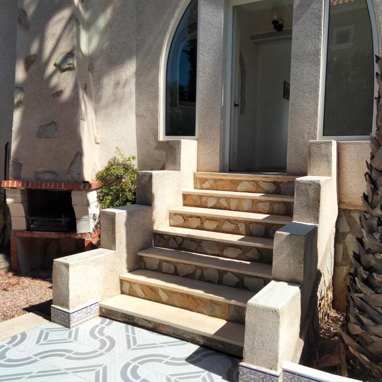 Detached villa with private pool - Chalet - 4