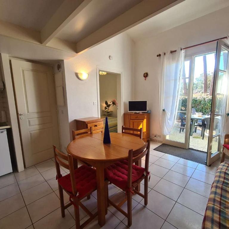 Maison lumineuse avec piscine, à 2 pas de l'océan - 5 couchages, Saint-Jean-de-Monts - FR-1-224C-125 - Casa de vacaciones (5 adultos) - 6
