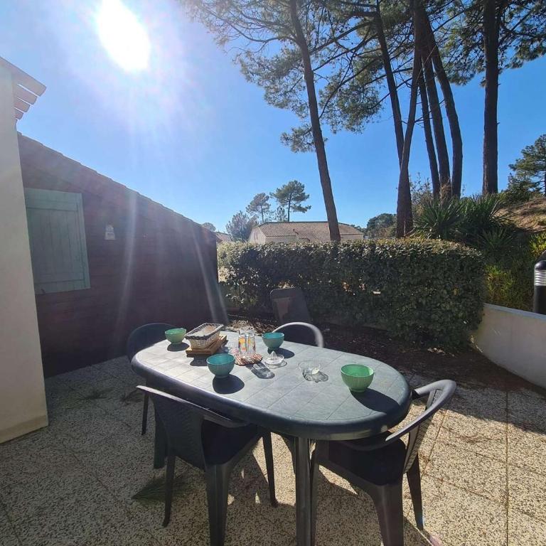 Maison lumineuse avec piscine, à 2 pas de l'océan - 5 couchages, Saint-Jean-de-Monts - FR-1-224C-125 - Casa de vacaciones (5 adultos) - 8