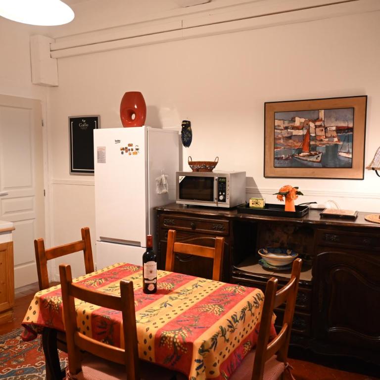 Family Apartment 2BR Old Town near Beach AC - Appartement 2 Chambres - 28