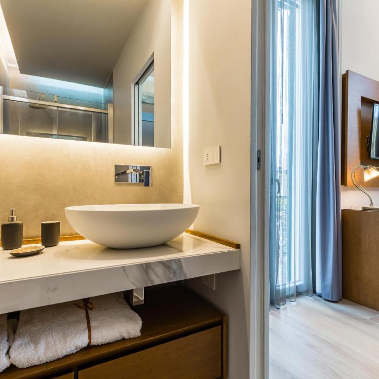 B&B Civico 33 - Camera Quadrupla con Bagno Privato - 10