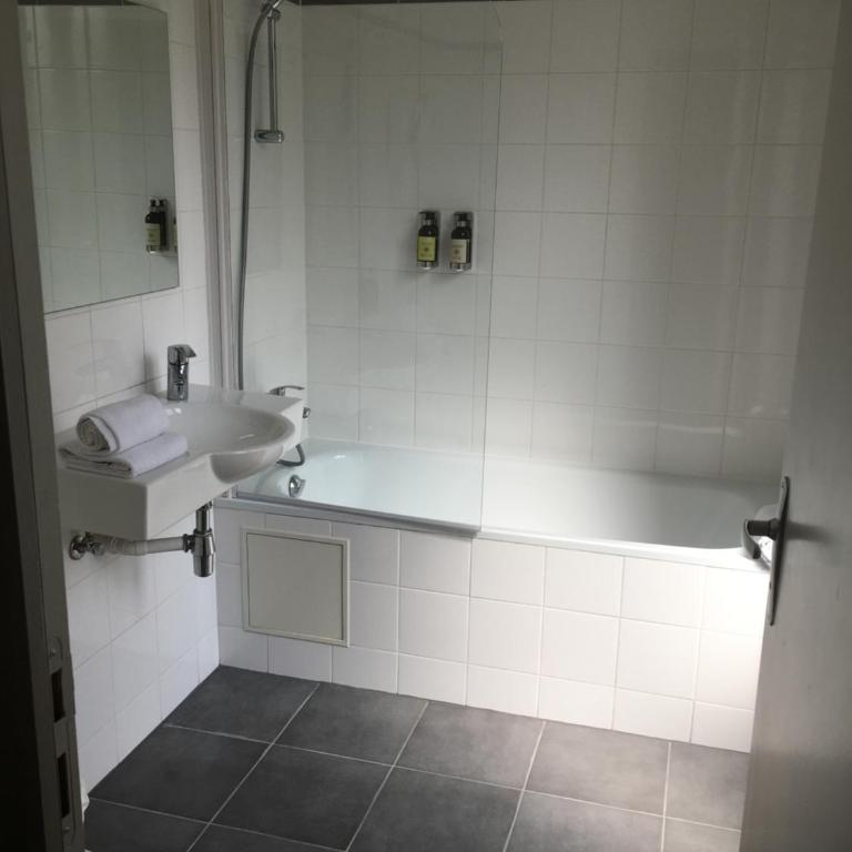 ibis styles Paris Montmartre Batignolles - Chambre Double Standard - 13