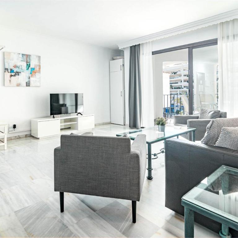Harbor Getaway in the Heart of Puerto Banus With Walking dictance to everything - Apartamento de 3 dormitorios - 4