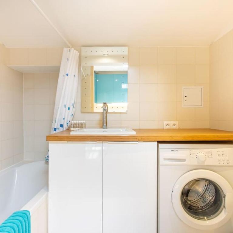3- Cosy apt for 6p best location in old Antibes - Appartamento con 2 Camere da Letto - 15