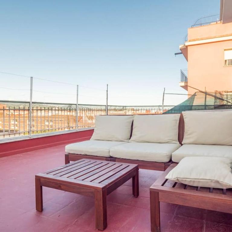BeBarceloner Sant Andreu Apartments - 3 bedrooms with terrace - Three-Bedroom Apartment - 2