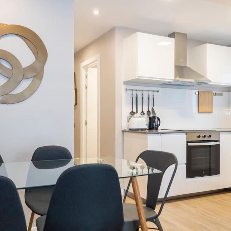 BeBarceloner Sant Andreu Apartments - 3 bedrooms with terrace - Three-Bedroom Apartment - 22