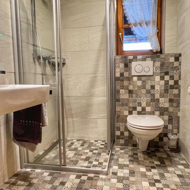 Landhaus Rudigier - Apartment mit Dusche - 17