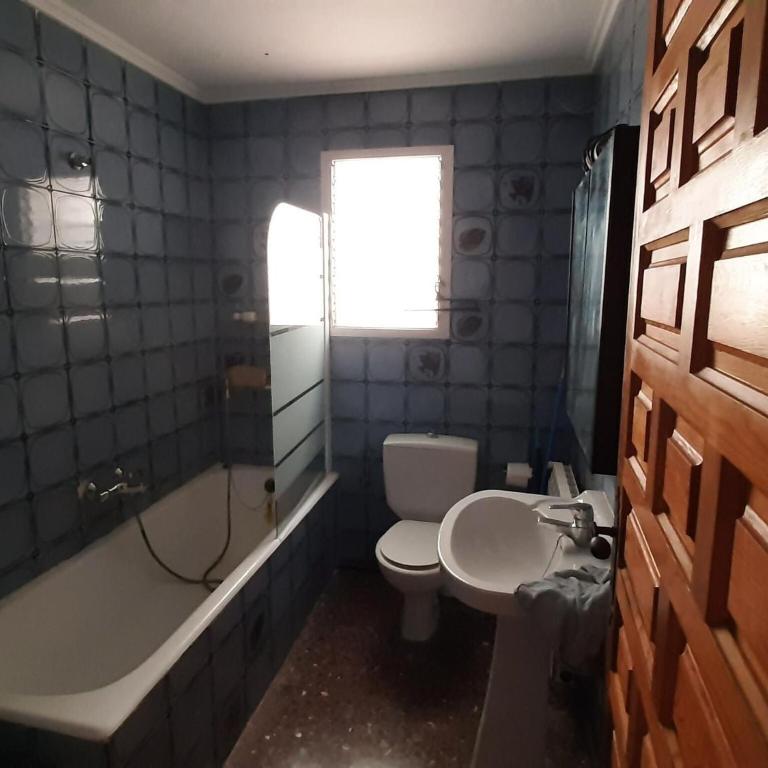Villa near Valencia with Private Pool - Five-Bedroom Villa - 22