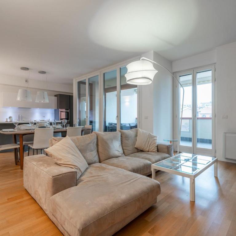 The Best Rent - Modern three-bedroom apartment with terrace in Cenisio district - Appartamento con 3 Camere da Letto - 1