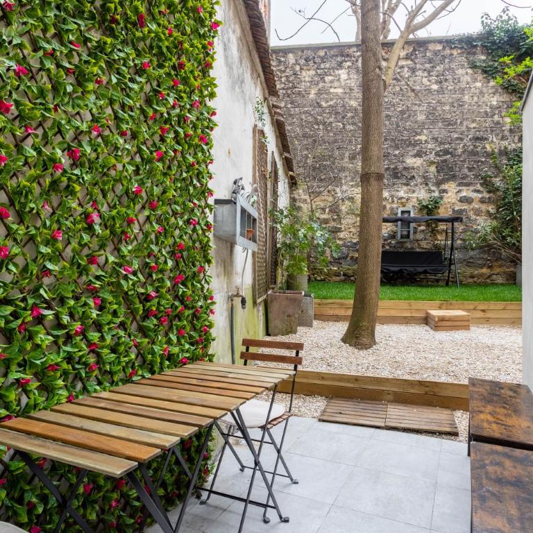 Rare! private garden in Paris, close to Sacre Coeur Basilica! - Appartement - Rez-de-Chaussée - 1